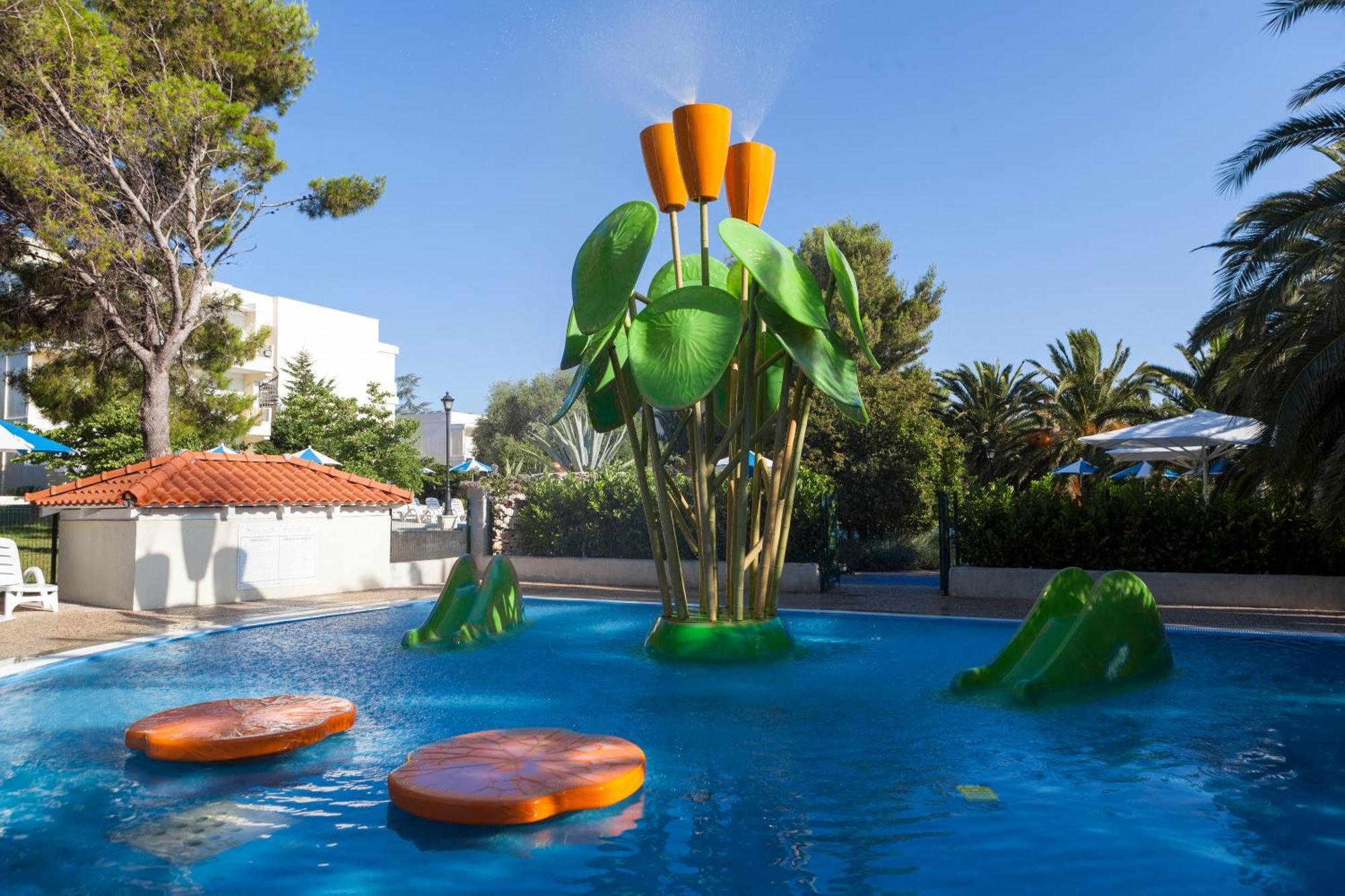 Hotel Waterman Kaktus Супетар Екстериор снимка